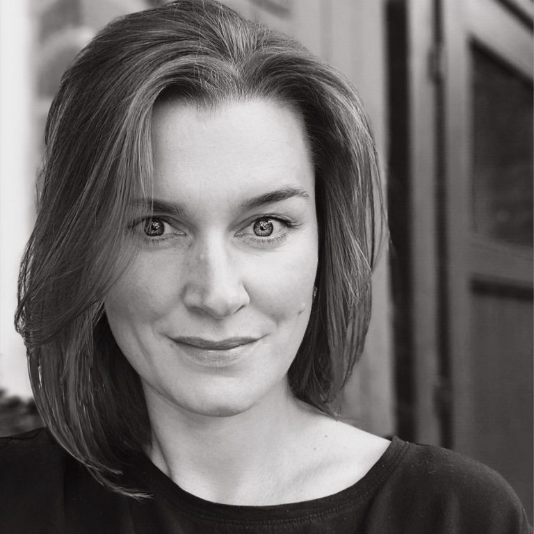 Portrait der Fotografin und Expertin für visuelle Kommunikation Kathrin Stein aus Wegberg