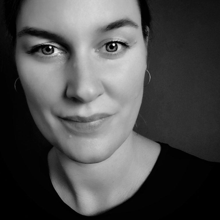 Kathrin Stein, Fotografin in Wegberg – künstlerische Fotografie mit Fokus auf Charakterporträts & Naturaufnahmen.